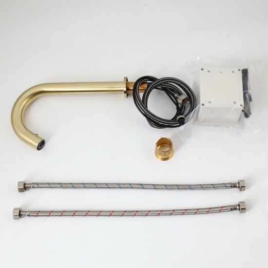 Complete set geborsteld gouden sensorkraan