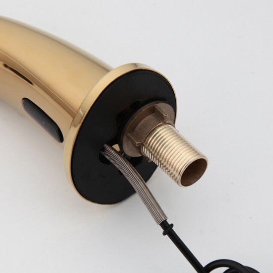 Goudkleurige sensor kraan rond gebogen model