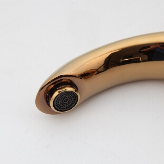 Uitloop goudkleurige sensorkraan rond gebogen model 0