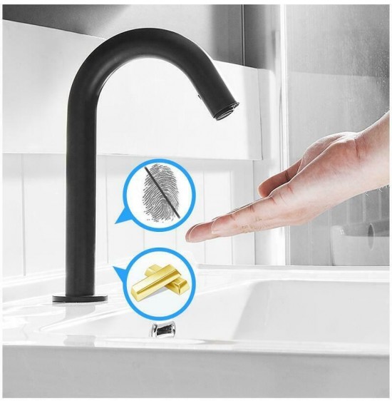 Zwarte sensor kraan cesaro 1